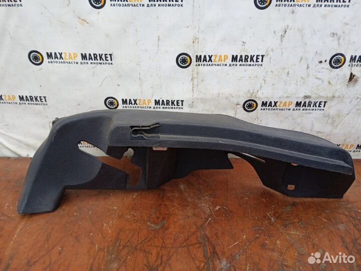 Держатель задней полки Ford Fusion 1.4 2007 прав