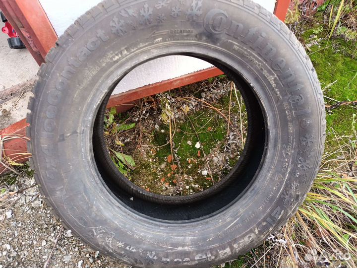 Continental Conti4x4IceContact 215/65 R16