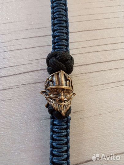 Браслеты из паракорда