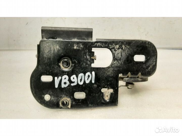 Крюк капота volkswagen passat B6