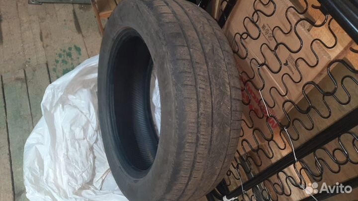 Nitto NT421Q 215/60 R17