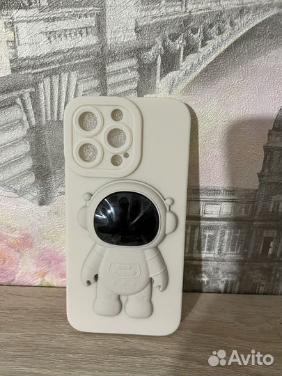 Чехол на iPhone 13 pro