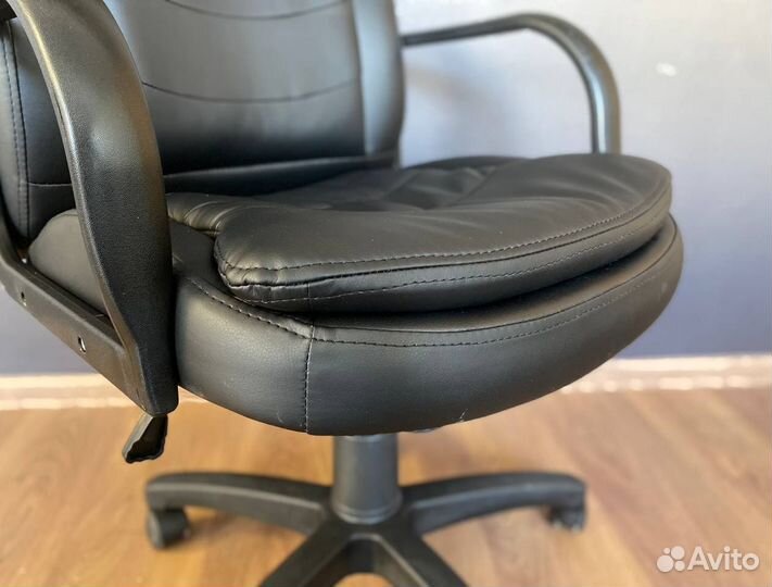 Кресло для офиса от производителя