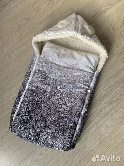 Зимний конверт в коляску на овчине