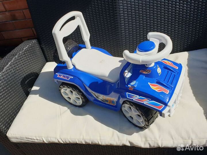 Машинка-каталка Джип новый