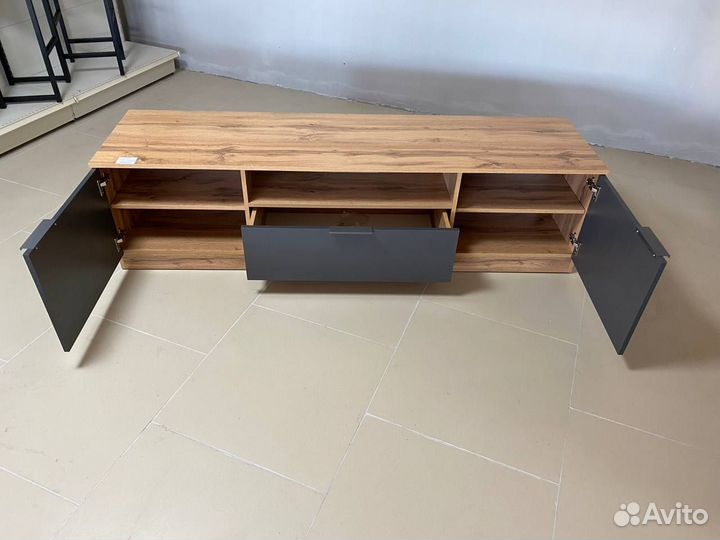 Стенка в гостиную