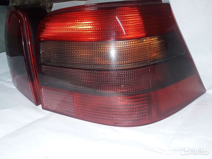 Фонари задние VW golf IV (2004)