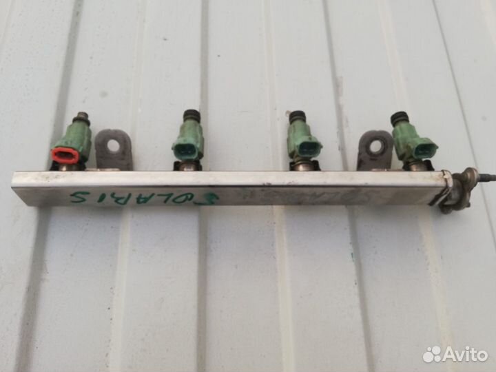 Топливная рампа форсунка Hyundai Solaris
