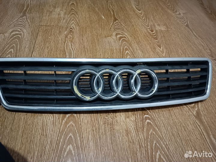 Решетка радиатора Ауди а6