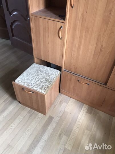 Прихожая шкаф для одежды