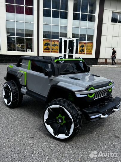 Детский электромобиль