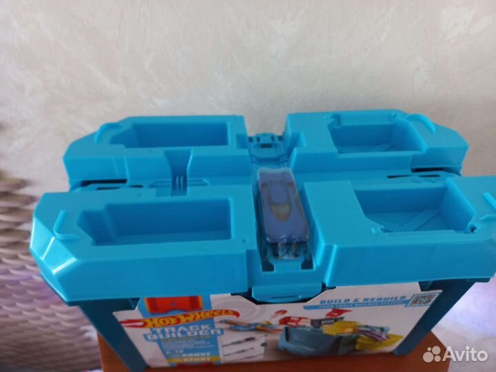 Набор хот вилс игровой ящик. Hot wheels