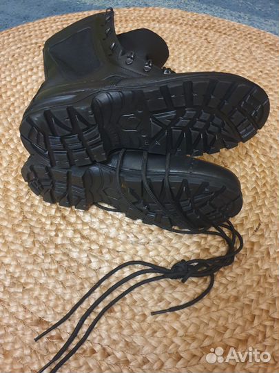 Новые берцы нат.кожа р. 42