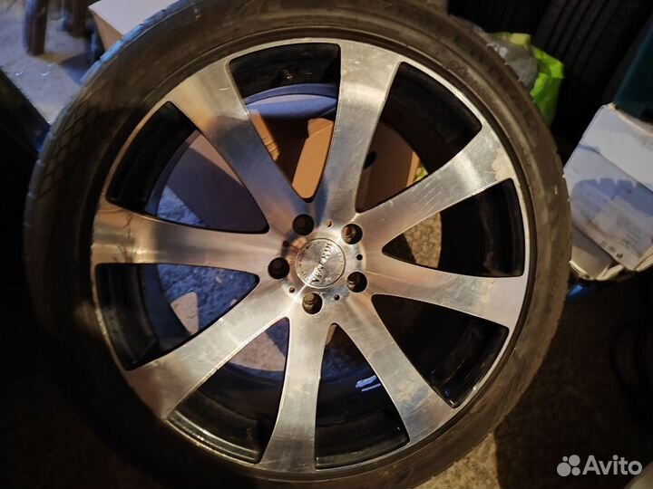 Диски Venerdi r20, 5x114.3, ширина 8,5j, вылет 35