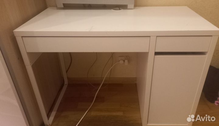 Письменный стол IKEA