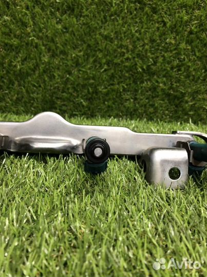 Топливная рампа с форсунками Mazda3 1.6 Z6