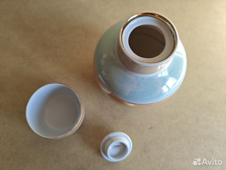 Винтажная фарфоровая чайница Дулево