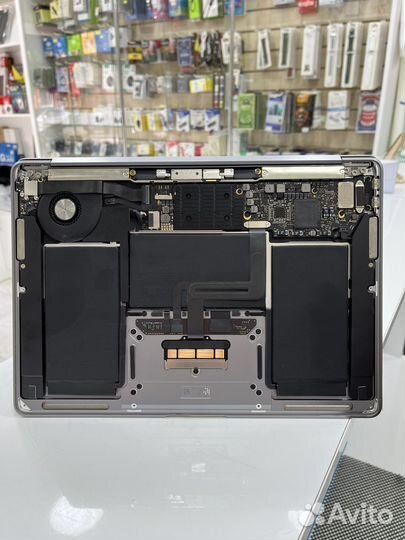 Apple MacBook Air 2020 i3