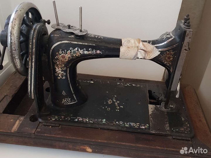 Швейная машина Singer