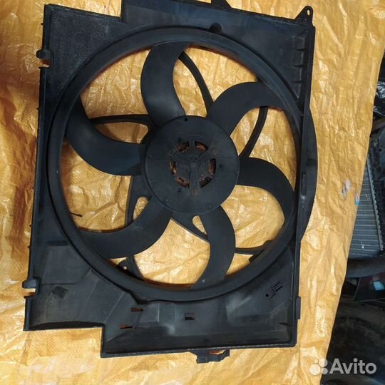 Bmw e90 вентилятор охлаждения