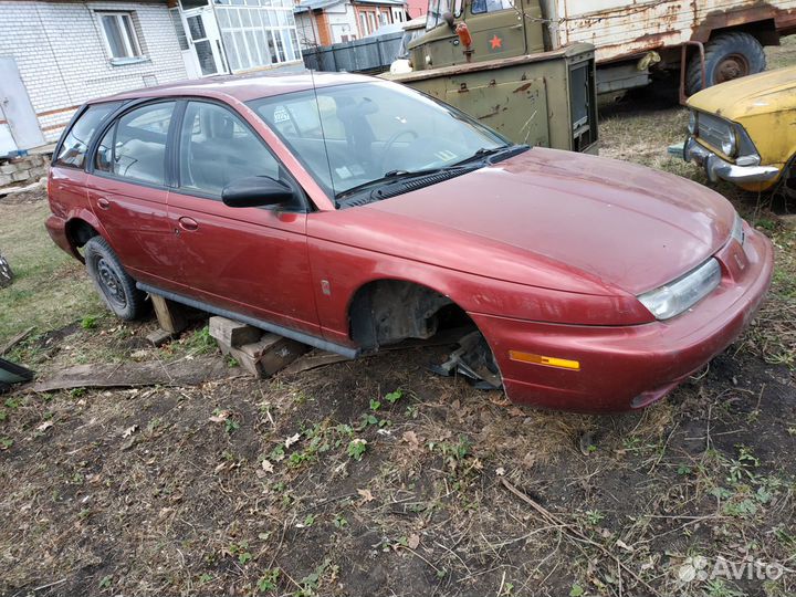 Капот Saturn SW 2 1998 г. в