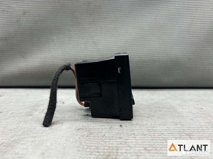 Часы BMW 3-series