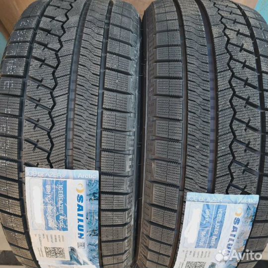 Sailun Ice Blazer Arctic EVO 235/60 R19