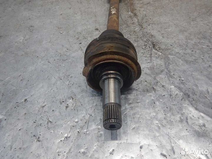 Полуось задняя (приводной вал, шрус) Mercedes-Benz