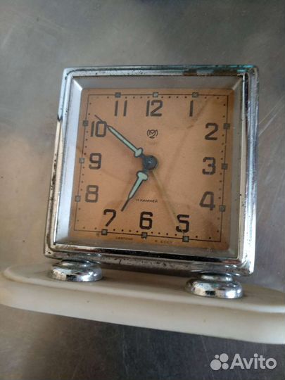 Старинные часы. Середина прошлого века