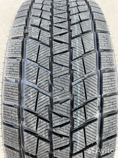 Kapsen IceMax RW501 235/50 R19 111T