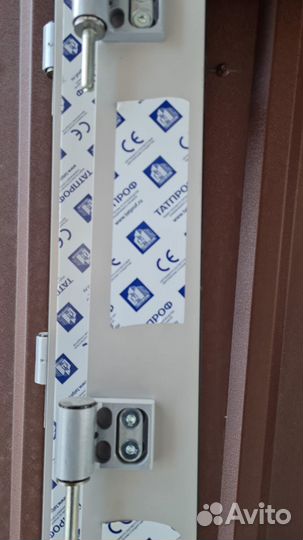 Дверь алюминиевая с фрамугой, однокамерный сп