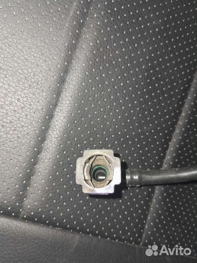 Трубка клапана абсорбера на Ниссан Террано D10