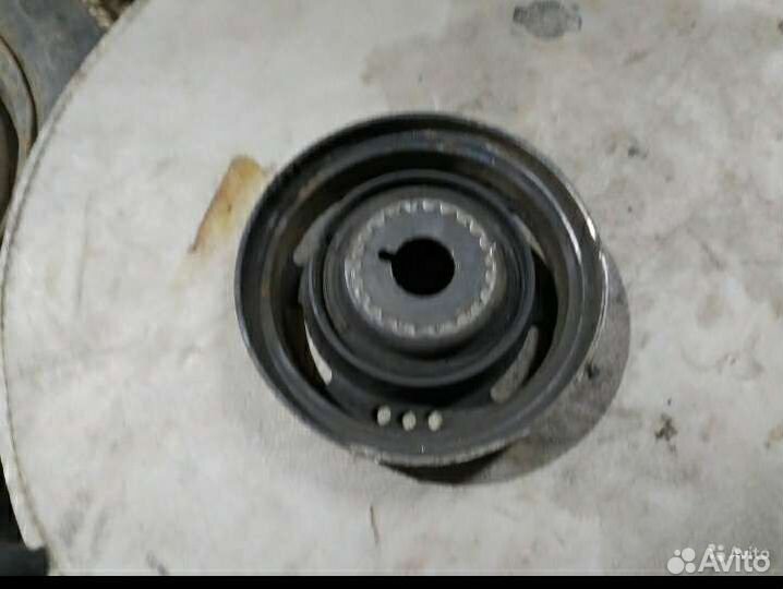 Шкив коленвала Опель Астра Н