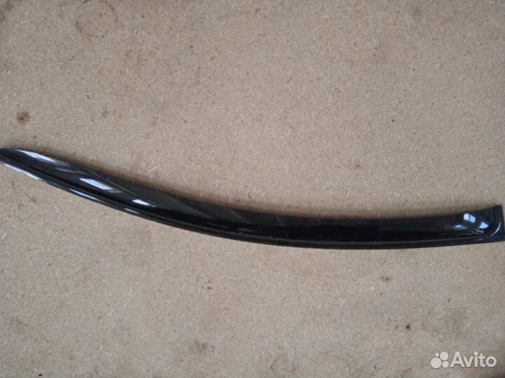 Ветровик на дверь передний правый Volkswagen