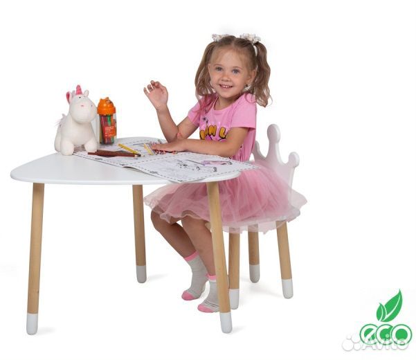 Детский столик