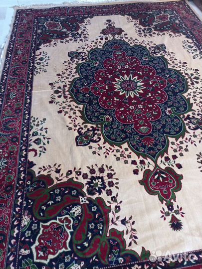 Ковер новый