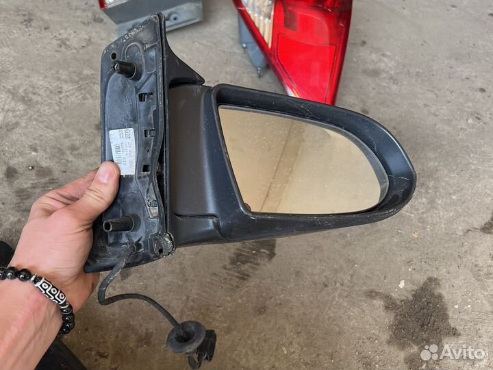 Правое зеркало опель зафира А