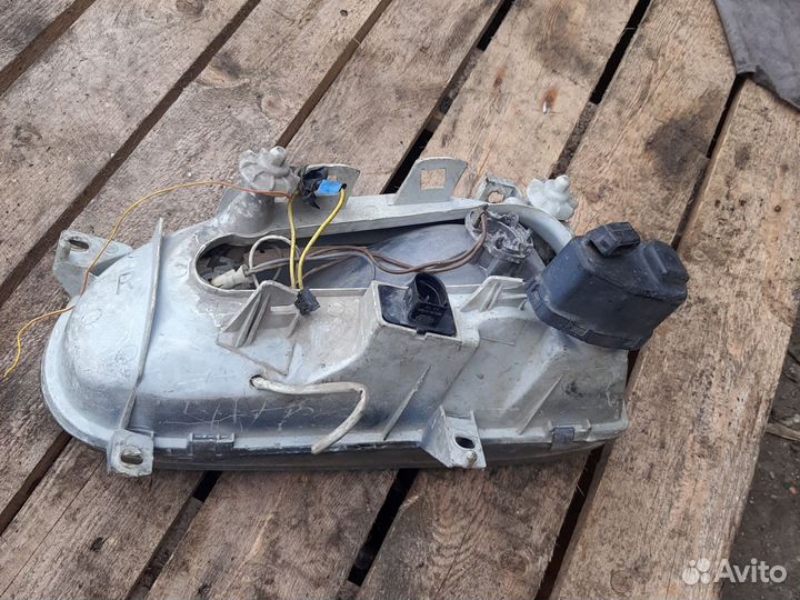 Фара Фольксваген Гольф 3 depo