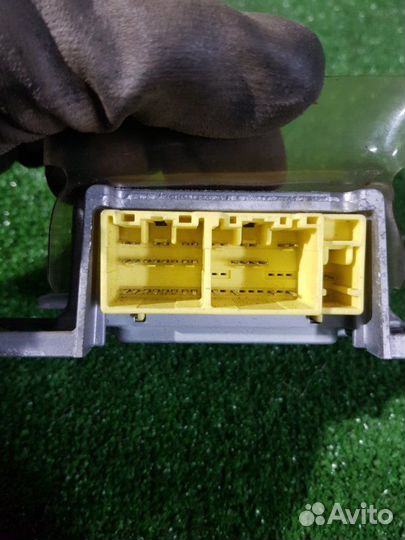 Блок управления airbag Mitsubishi Pajero V75W 6G74