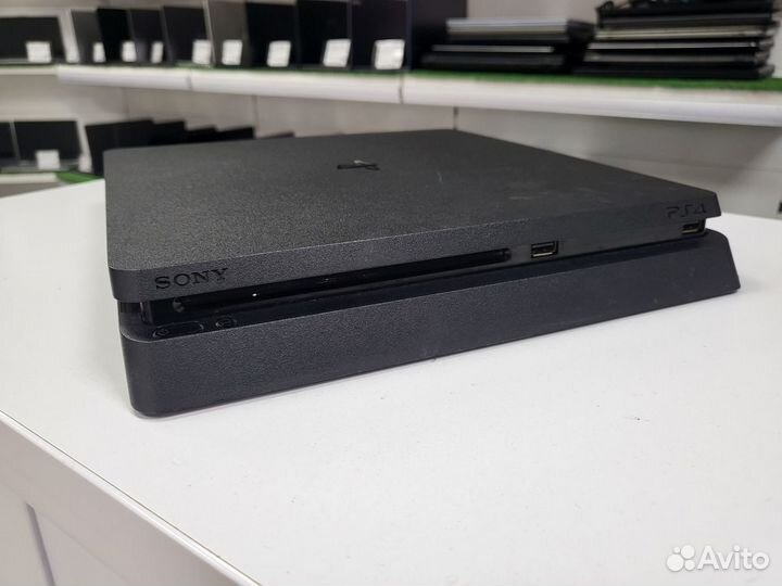 Sony Playstation 4 Slim 1000Gb 2 геймпада