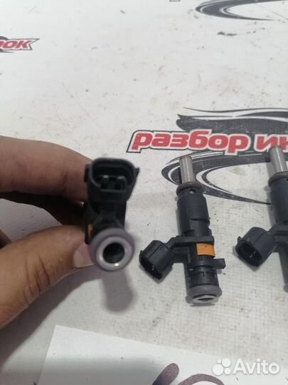 Форсунка инжекторная электрическая Logan H4MD438 L