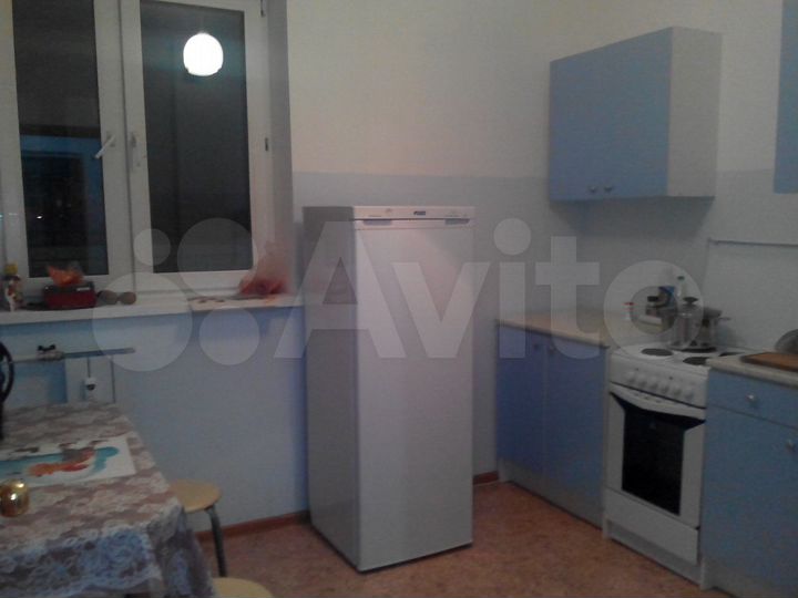 1-к. квартира, 42 м², 3/9 эт.