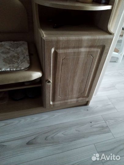 Тумба для обуви в прихожую
