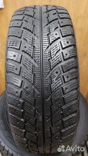 Kumho I'Zen RV Stud KC16 235/60 R18 107T