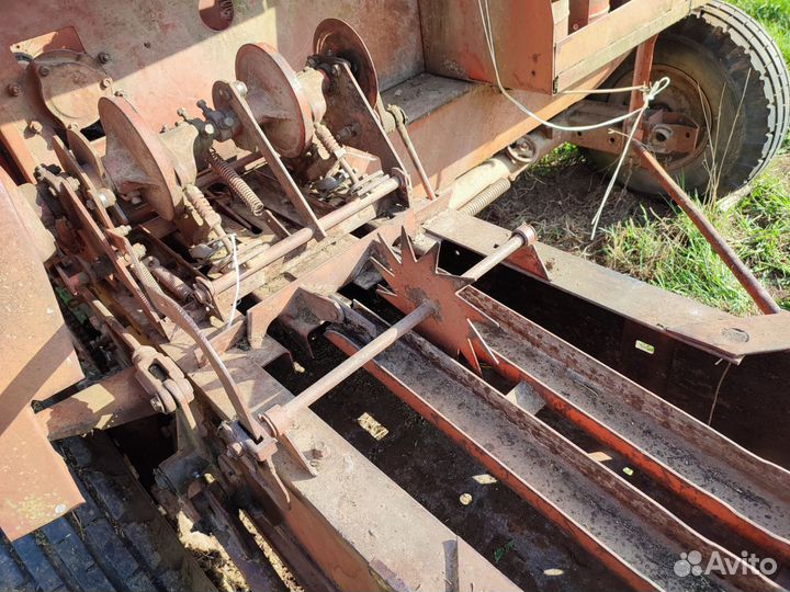 Пресс-подборщик Киргизстан ППЛ-Ф-1.6М-5, 1995