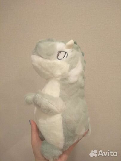 Игрушки динозаврик и лиса