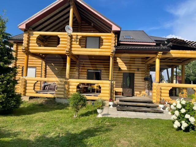 Дом 304,6 м² на участке 60 сот.