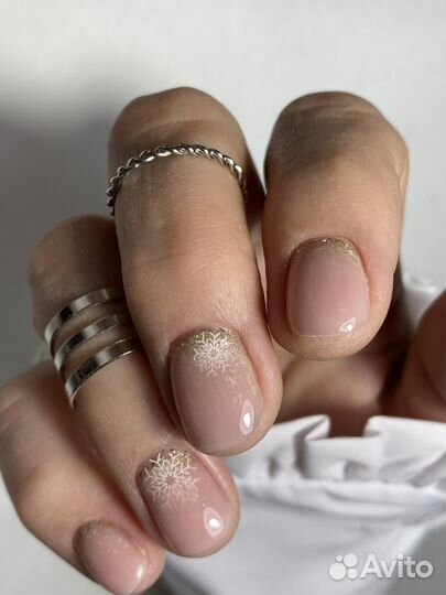 Мастер маникюра