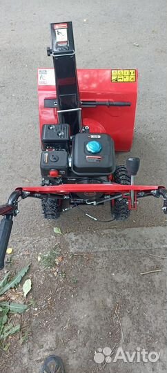 Снегоуборщик бензиновый самоходный