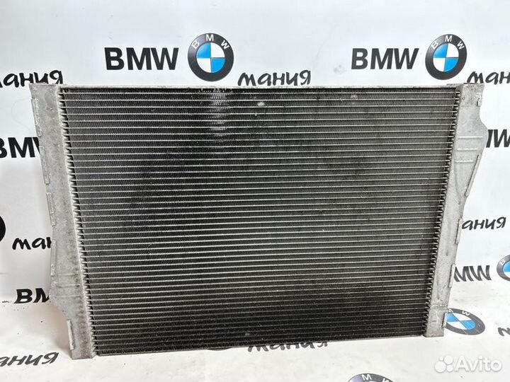 Радиатор охлаждения двигателя Bmw X5 E70 M57D30